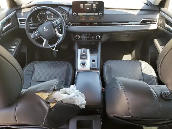 JA4J3VA83NZ059568 2022 MITSUBISHI OUTLANDER - Image 8