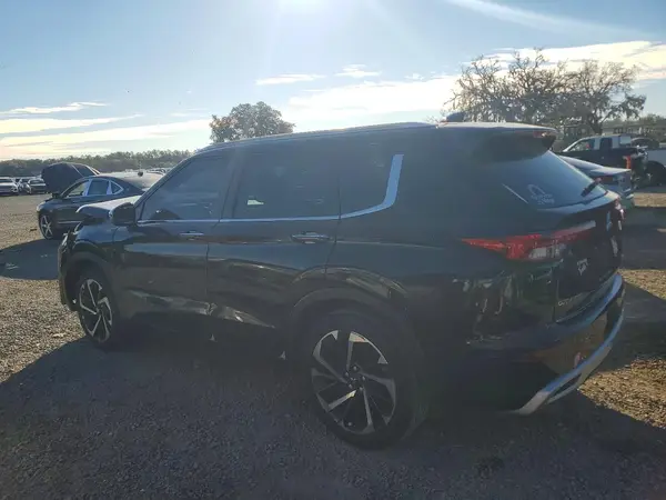 JA4J3VA83NZ066861 2022 MITSUBISHI OUTLANDER - Image 2