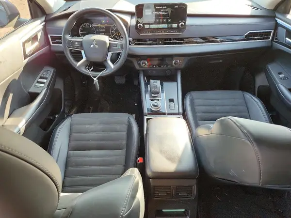 JA4J3VA83RZ013647 2024 MITSUBISHI OUTLANDER - Image 8
