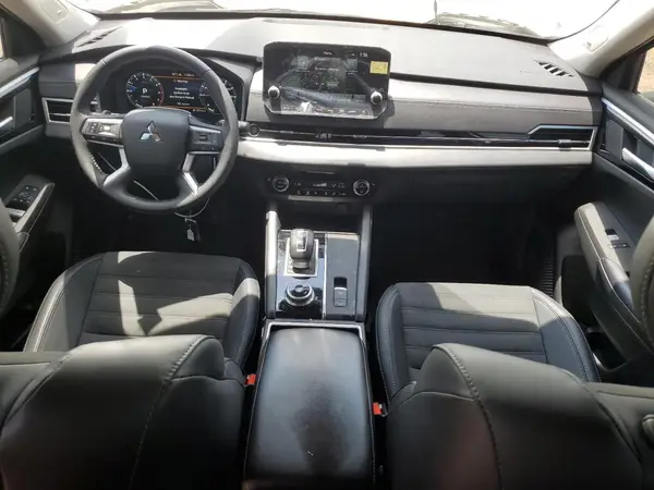 JA4J3VA83RZ040766 2024 MITSUBISHI OUTLANDER - Image 8