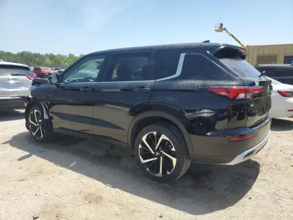 JA4J3VA83RZ041903 2024 MITSUBISHI OUTLANDER - Image 2