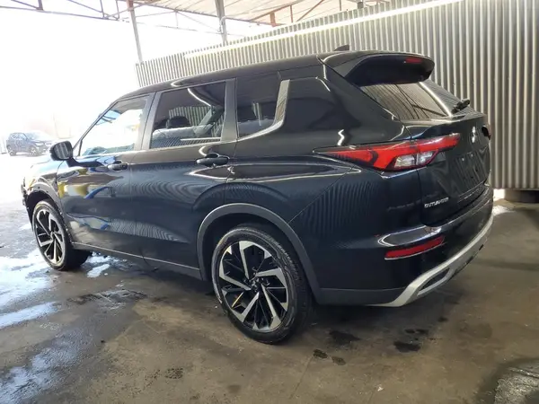 JA4J3VA83RZ042338 2024 MITSUBISHI OUTLANDER - Image 2