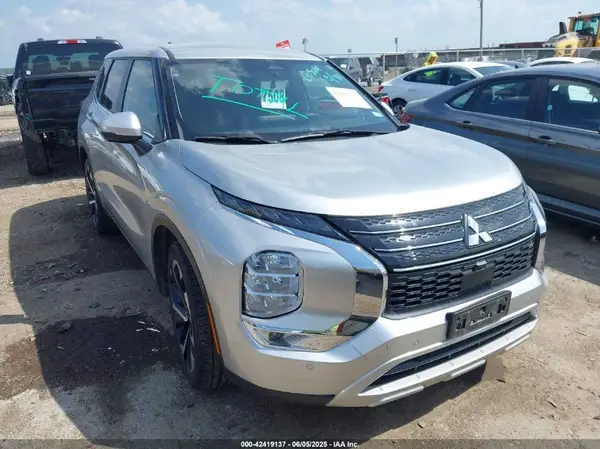 JA4J3VA83RZ042369 2024 MITSUBISHI OUTLANDER - Image 1