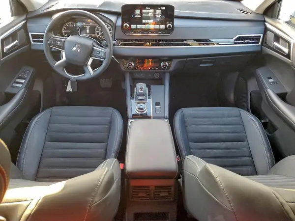 JA4J3VA83RZ044333 2024 MITSUBISHI OUTLANDER - Image 8