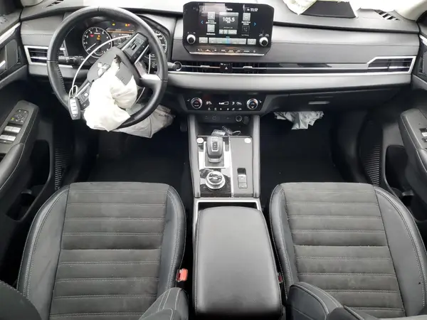 JA4J3VA83RZ065022 2024 MITSUBISHI OUTLANDER - Image 8
