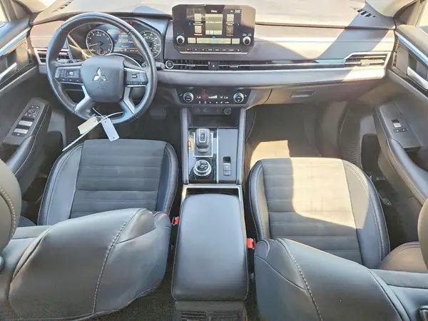 JA4J3VA83RZ074514 2024 MITSUBISHI OUTLANDER - Image 8