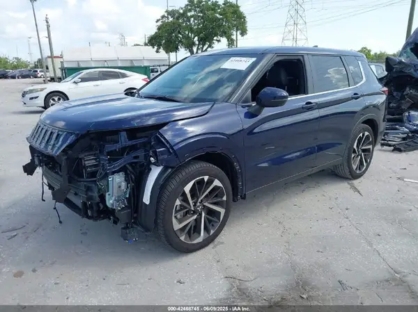 JA4J3VA83RZ079258 2024 MITSUBISHI OUTLANDER - Image 2