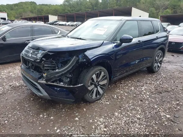 JA4J3VA83SZ027599 2025 MITSUBISHI OUTLANDER - Image 2