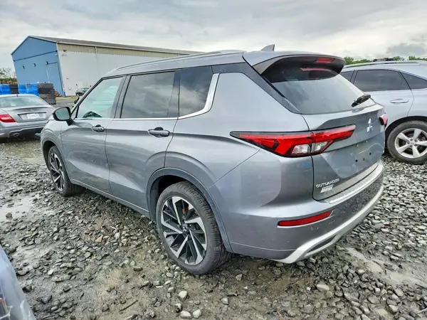 JA4J3VA84NZ012937 2022 MITSUBISHI OUTLANDER - Image 2