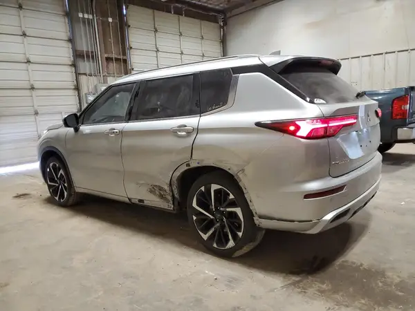 JA4J3VA84NZ071339 2022 MITSUBISHI OUTLANDER - Image 2