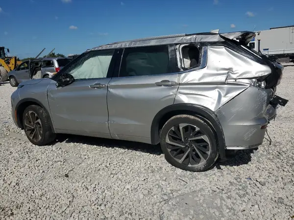 JA4J3VA84NZ084933 2022 MITSUBISHI OUTLANDER - Image 2