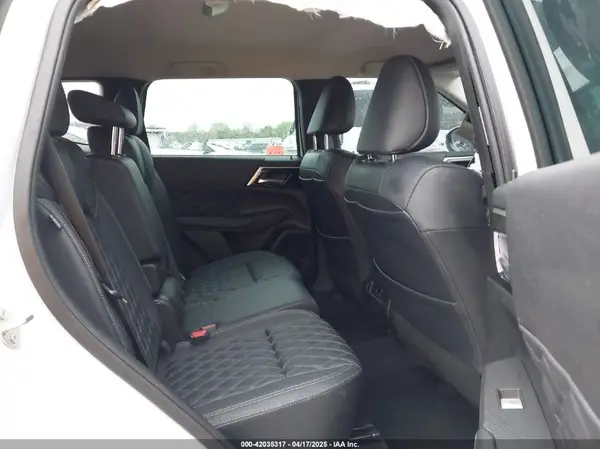 JA4J3VA84NZ091655 2022 MITSUBISHI OUTLANDER - Image 8