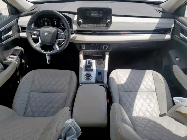 JA4J3VA84PZ019115 2023 MITSUBISHI OUTLANDER - Image 8