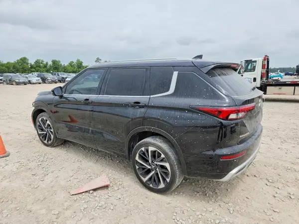 JA4J3VA84PZ043284 2023 MITSUBISHI OUTLANDER - Image 2