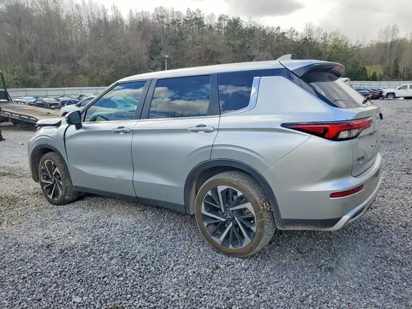 JA4J3VA84RZ021644 2024 MITSUBISHI OUTLANDER - Image 2
