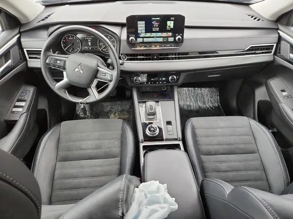 JA4J3VA84RZ023233 2024 MITSUBISHI OUTLANDER - Image 8