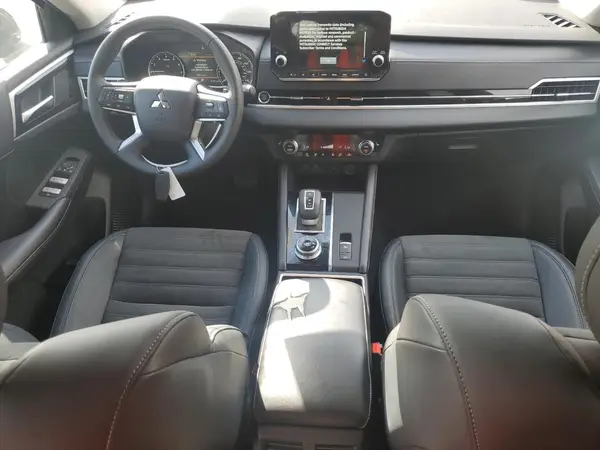 JA4J3VA84RZ034670 2024 MITSUBISHI OUTLANDER - Image 8