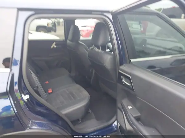 JA4J3VA84RZ064591 2024 MITSUBISHI OUTLANDER - Image 8