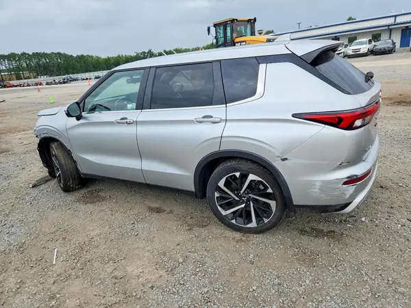 JA4J3VA84RZ078989 2024 MITSUBISHI OUTLANDER - Image 2