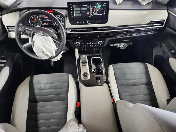 JA4J3VA84SZ027935 2025 MITSUBISHI OUTLANDER - Image 8