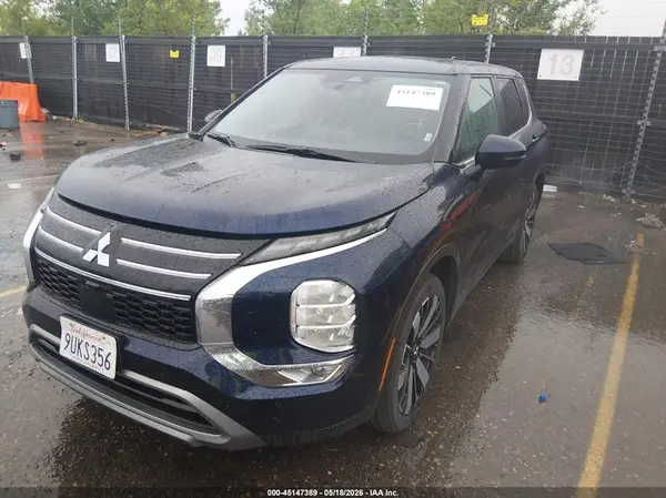 JA4J3VA84SZ044203 2025 MITSUBISHI OUTLANDER - Image 2