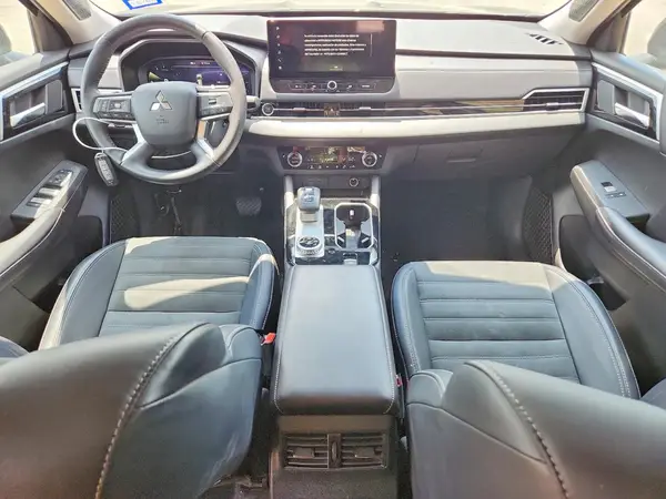JA4J3VA84SZ050731 2025 MITSUBISHI OUTLANDER - Image 8