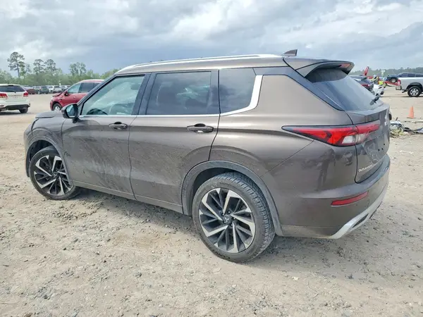 JA4J3VA85NZ057515 2022 MITSUBISHI OUTLANDER - Image 2
