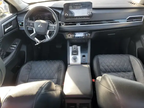 JA4J3VA85PZ037462 2023 MITSUBISHI OUTLANDER - Image 8