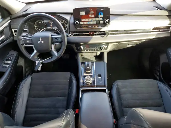 JA4J3VA85RZ011706 2024 MITSUBISHI OUTLANDER - Image 8