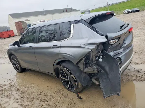 JA4J3VA85RZ037156 2024 MITSUBISHI OUTLANDER - Image 2