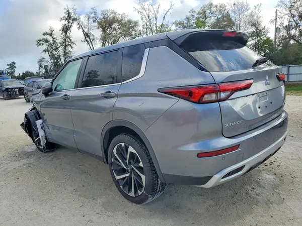 JA4J3VA85RZ037173 2024 MITSUBISHI OUTLANDER - Image 2