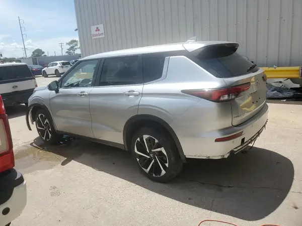 JA4J3VA85RZ045385 2024 MITSUBISHI OUTLANDER - Image 2