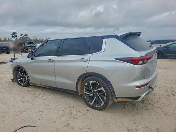 JA4J3VA85RZ050134 2024 MITSUBISHI OUTLANDER - Image 2