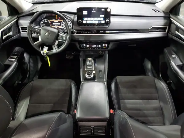 JA4J3VA85RZ059349 2024 MITSUBISHI OUTLANDER - Image 8