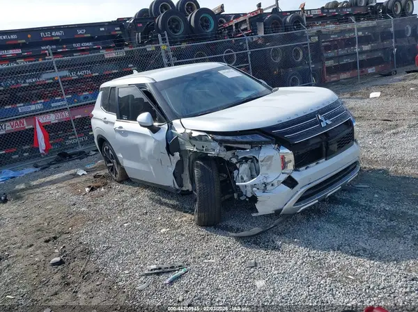 JA4J3VA85RZ085871 2024 MITSUBISHI OUTLANDER - Image 1