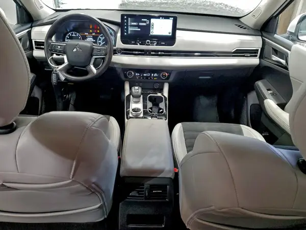 JA4J3VA85SZ017673 2025 MITSUBISHI OUTLANDER - Image 8