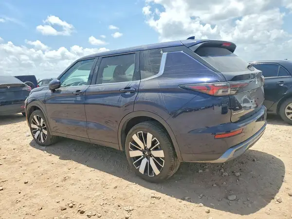 JA4J3VA85SZ053654 2025 MITSUBISHI OUTLANDER - Image 2