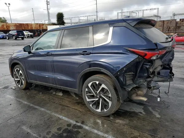 JA4J3VA86RZ038378 2024 MITSUBISHI OUTLANDER - Image 2