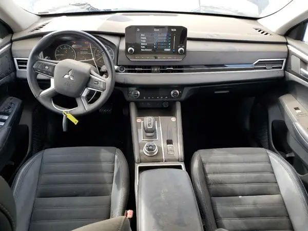 JA4J3VA86RZ038378 2024 MITSUBISHI OUTLANDER - Image 8