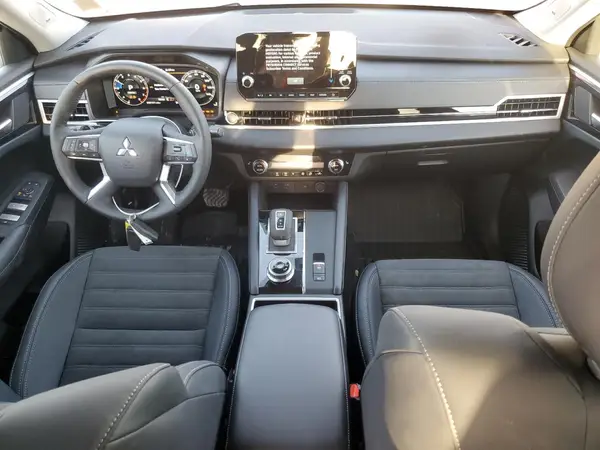 JA4J3VA86RZ047534 2024 MITSUBISHI OUTLANDER - Image 8
