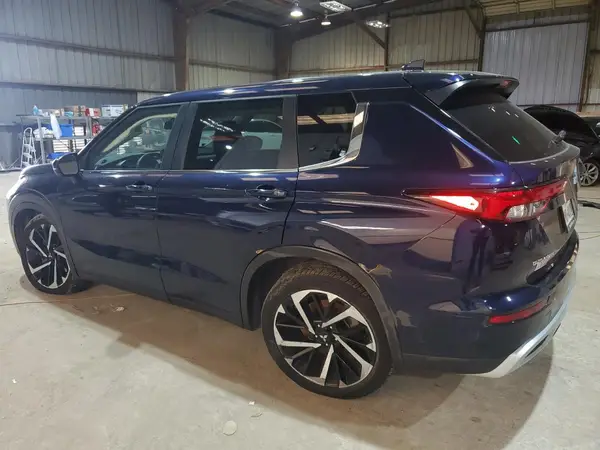 JA4J3VA86RZ054743 2024 MITSUBISHI OUTLANDER - Image 2