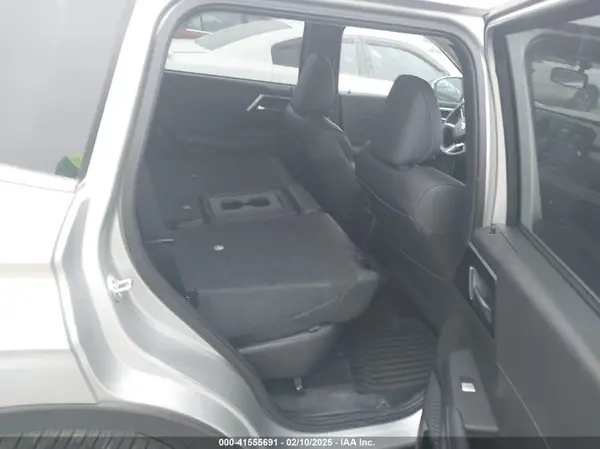 JA4J3VA86RZ067072 2024 MITSUBISHI OUTLANDER - Image 8
