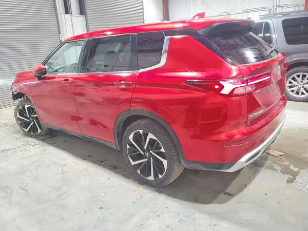 JA4J3VA86RZ068013 2024 MITSUBISHI OUTLANDER - Image 2