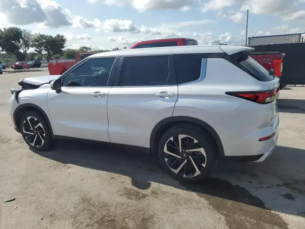 JA4J3VA86RZ075186 2024 MITSUBISHI OUTLANDER - Image 2