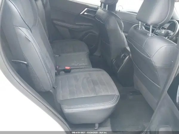 JA4J3VA86RZ077178 2024 MITSUBISHI OUTLANDER - Image 8