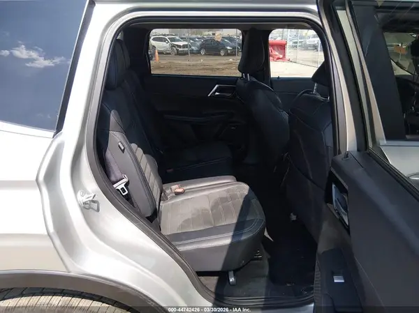 JA4J3VA86SZ015916 2025 MITSUBISHI OUTLANDER - Image 8