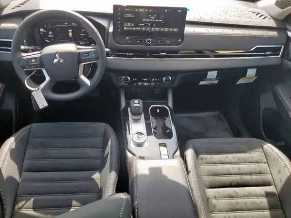 JA4J3VA86SZ022820 2025 MITSUBISHI OUTLANDER - Image 8