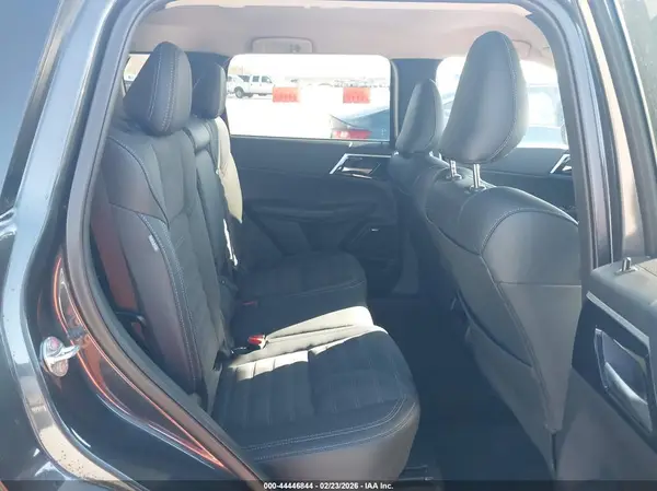 JA4J3VA86SZ045868 2025 MITSUBISHI OUTLANDER - Image 8