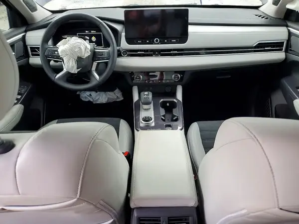 JA4J3VA86SZ050147 2025 MITSUBISHI OUTLANDER - Image 8