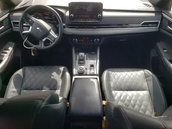 JA4J3VA87PZ017570 2023 MITSUBISHI OUTLANDER - Image 8